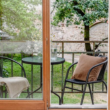Jacuzzi Apartments X Free Parking X Self Check-In 24X7 By H&H VNO Exteriör bild