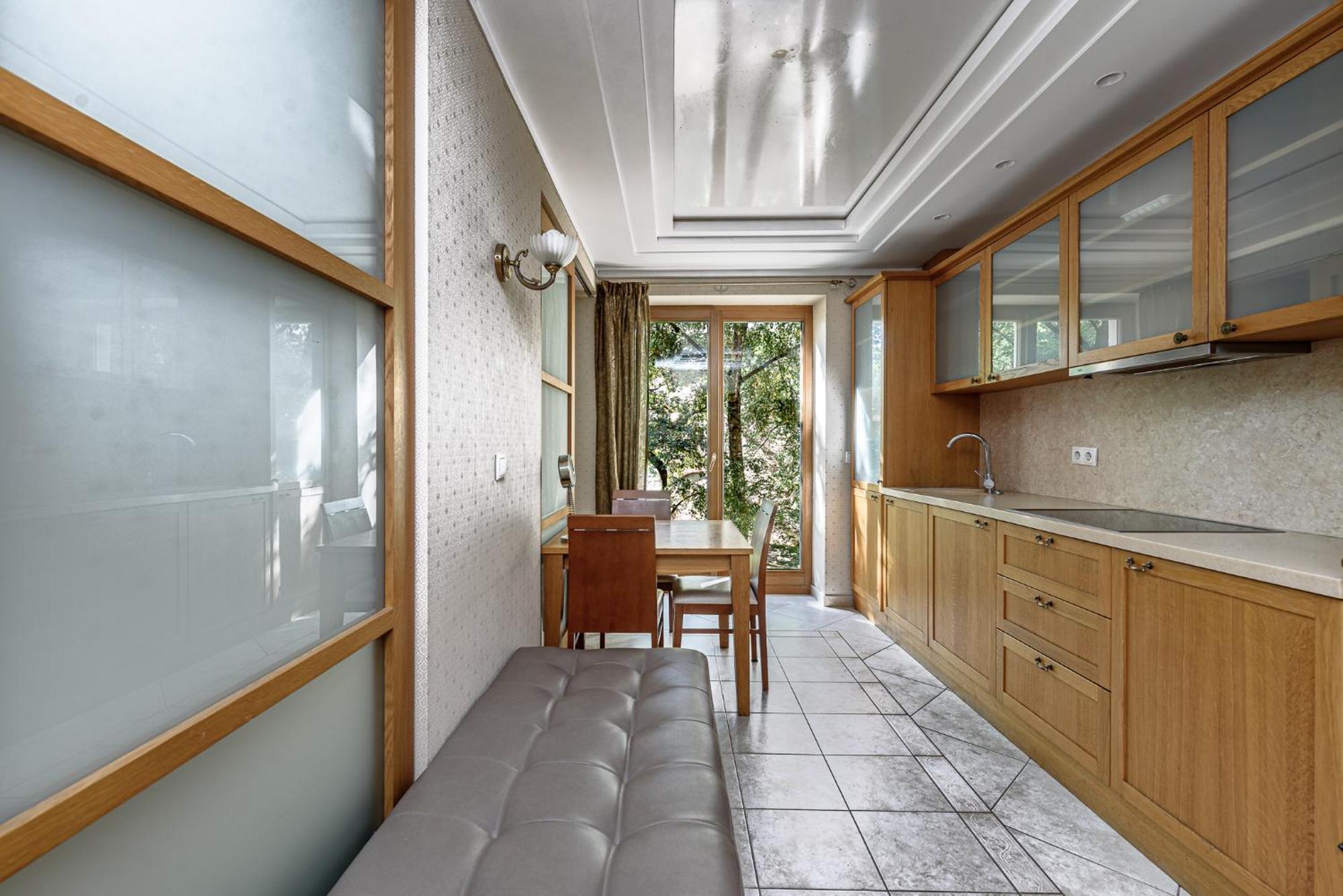 Jacuzzi Apartments X Free Parking X Self Check-In 24X7 By H&H VNO Exteriör bild