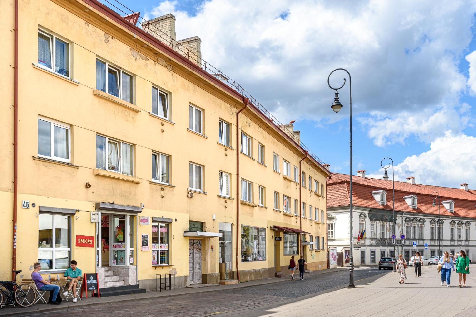 Jacuzzi Apartments X Free Parking X Self Check-In 24X7 By H&H VNO Exteriör bild